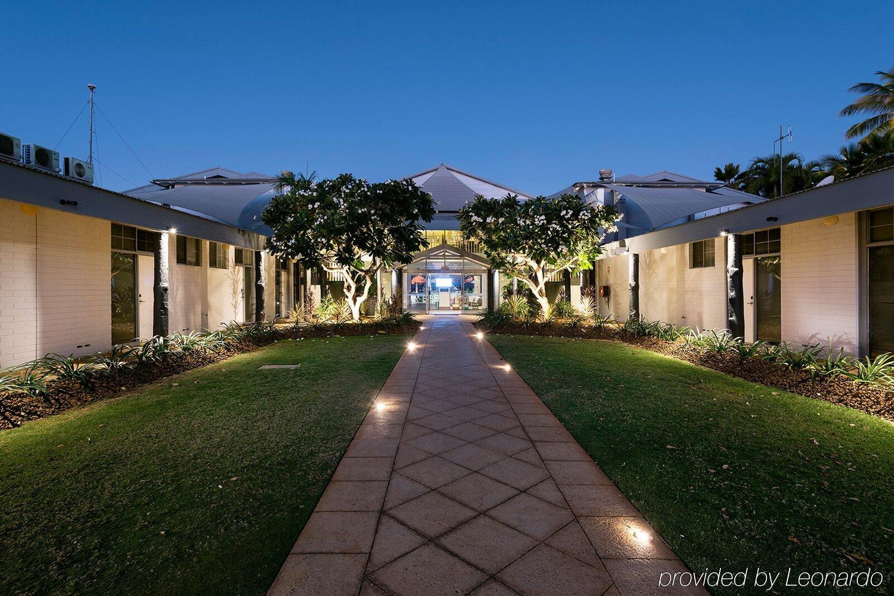 Mangrove Hotel Broome Exterior foto