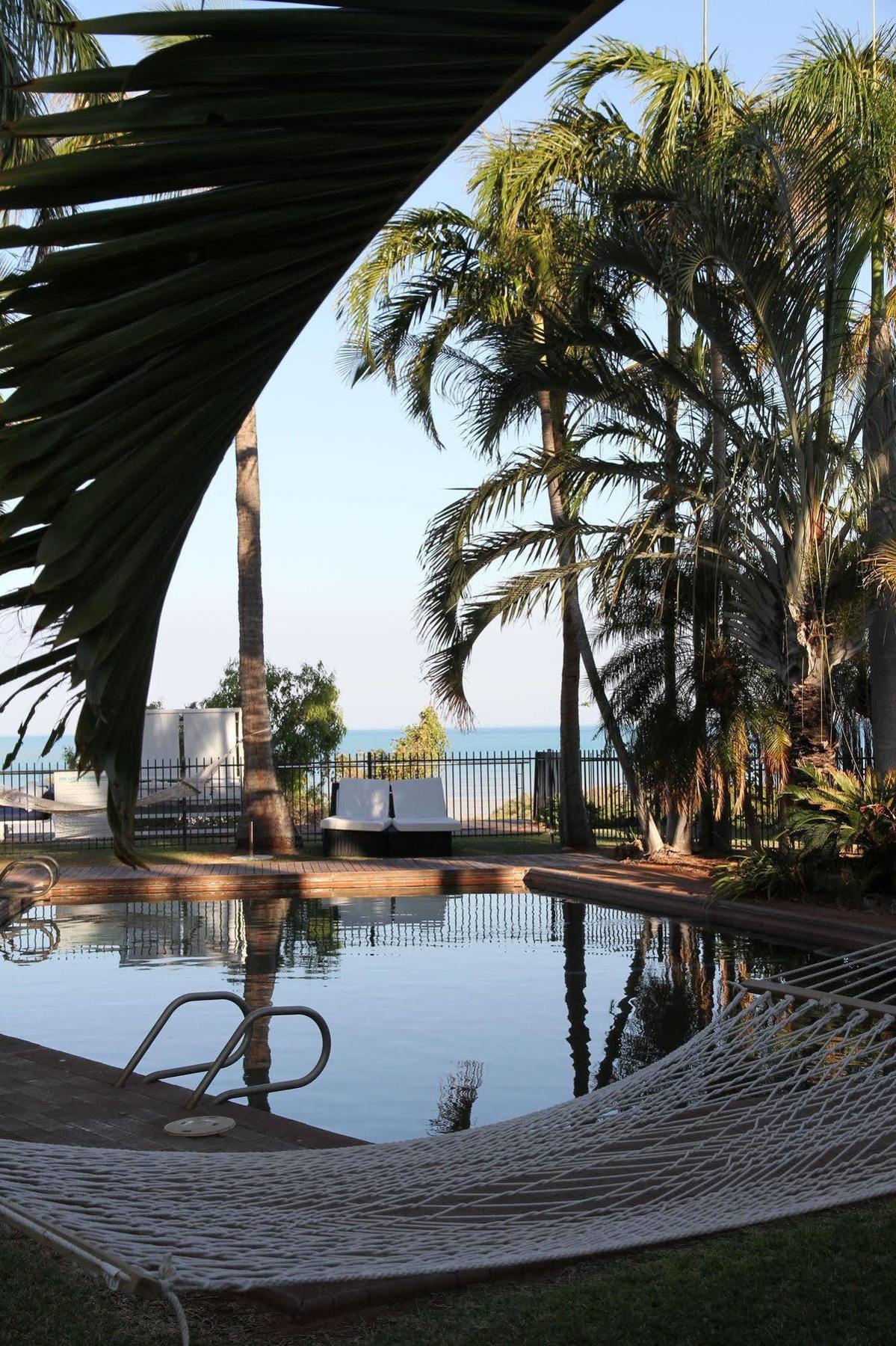 Mangrove Hotel Broome Exterior foto