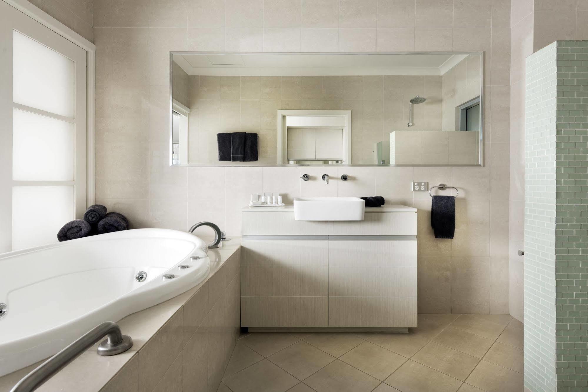 Mangrove Hotel Broome Exterior foto